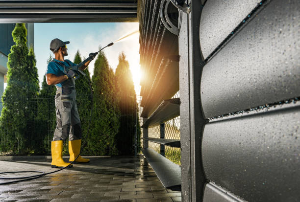 Why Choose Our Certified Pressure Washing Experts for Your Project Needs in Pontotoc, MS?